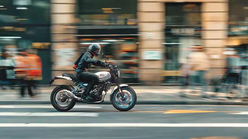 Royal Enfield Guerrilla 450 Mileage